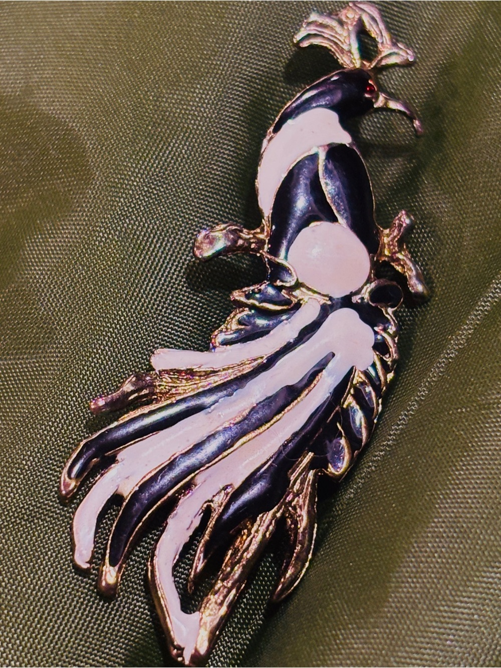 Vintage-style Black and White Peacock 🦚 Brooch with Gold Accents